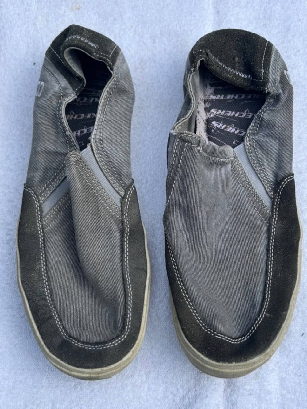 Skechers slip on shoe